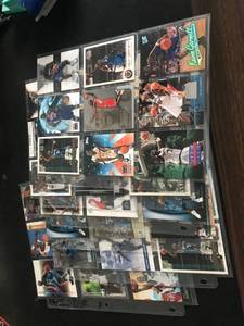lot 58 image: 54 Kevin Garnett MN Timberwolves Cards