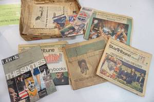 Vintage maps, magazines and newspapers
