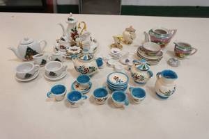 Teapots and china