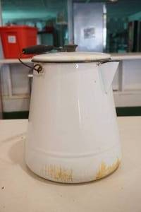 Coffee pot