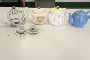Teapots and cups