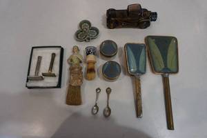 Vintage bathroom accessories