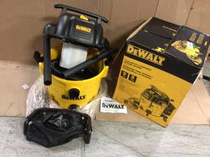 9 Gal. 5 Peak HP WetDry Vacuum by DEWALT Customer Returns See Pictures