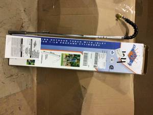 24,000 BTU Propane Torch Weed Burner Ice Melter Self Lighting by Flame King Customer Returns See Pictures