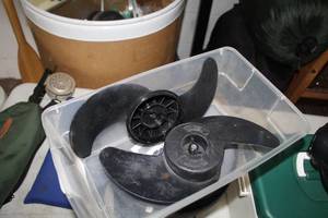 lot 1057 image: Lot of (2) Boat Motor Propellers