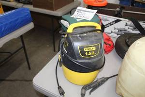 lot 1112 image: Stanley WetDry Vac