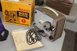lot 1078 image: Kodak Brownie 500 Movie Projector f1.6 Lens 8mm