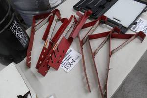 lot 1064 image: Lot of (6) Roofing Brackets
