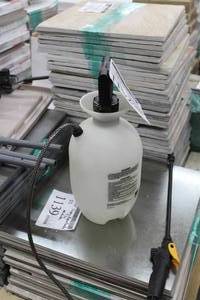 lot 1152 image: Yard Sprayer