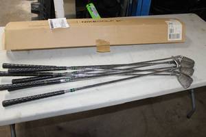 lot 1036 image: Impex Midsize Golf Irons