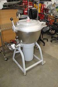 lot 997 image: Hobart Commercial Vertical Bowl ChopperCutterGrinderMixer