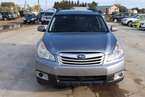 2011 Subaru Outback Premium AWD - One Owner -