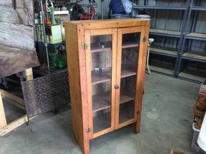 lot 12 image: Antique Pine 2 Door Cabinet