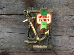 lot 32 image: Vintage Special Export Hanging Light