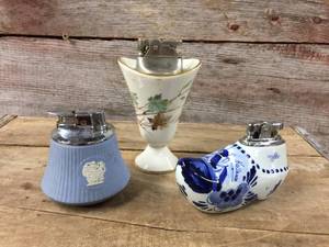 lot 42 image: Vintage Wedgwood - Lenox - Delfts Table Lighters