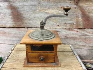 lot 51 image: Antique Arcade Coffee Grinder