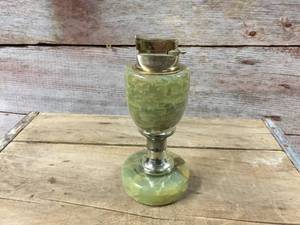 lot 62 image: Vintage Ajust-A-Flame Green Onyx Table Lighter