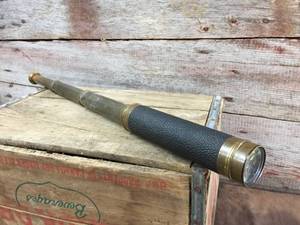 lot 121 image: Antique Brass Telescope