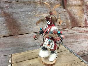 lot 152 image: Native American Kachina Mudhead Doll