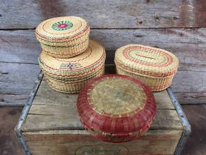 lot 156 image: Woven Baskets - Nesting Baskets
