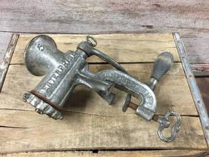 lot 214 image: Vintage Enterprise #5 Grinder