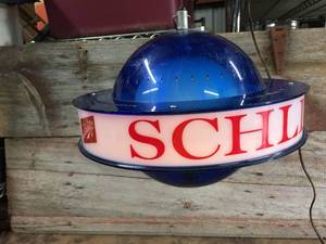 lot 227 image: Vintage Schlitz Light Up Rotating Sign