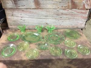 lot 247 image: Group Green Depression Glass