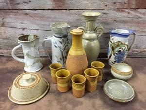 lot 264 image: Hand Crafted Artisan Pottery - Drink Set