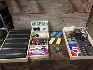 lot 9 image: Vintage 1960s Strombecker - Cox - Monogram Slot Car Track - Cars