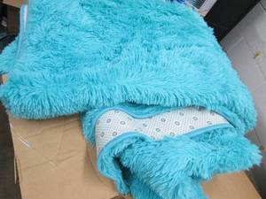 lot 400 image: blue area rug ...