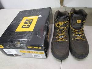 lot 37 image: CAT Outline steel toe mens size 10 ...