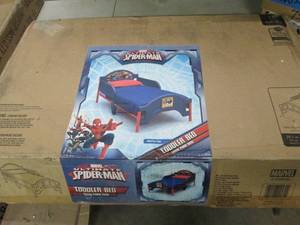 lot 38 image: Marvel ultimate Spiderman toddler b...