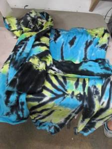 lot 57 image: Tie dye hooded sweatshirt and pants...