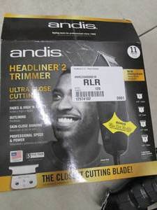 lot 95 image: Andis Headline trimmer ultra close ...