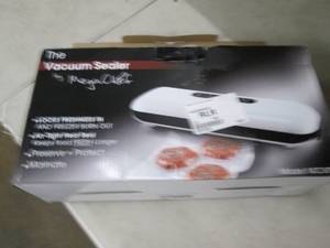 lot 113 image: Mega Chef the vacuum sealer, open b...
