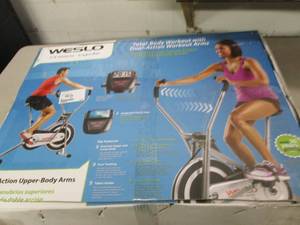 lot 121 image: Weslo Cross Cycle total body workou...