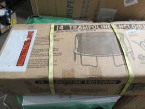 lot 139 image: 14 foot trampoline enclouser open b...