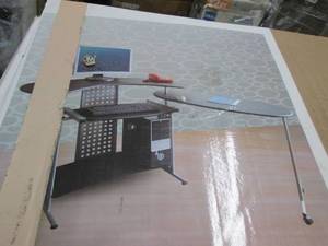lot 151 image: expandable L computer desk open box...