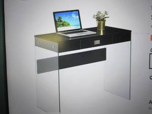 lot 159 image: convience concepts soho glass desk ...