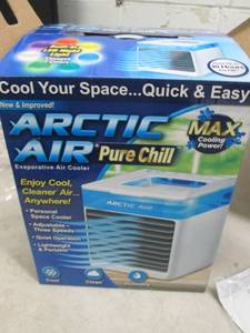 lot 231 image: ARCTIC air pure chill powers on ope...