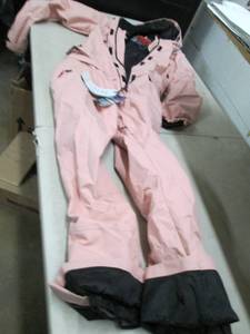 lot 248 image: Searipe womens small pink snow suit...