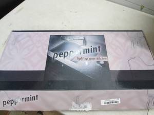 lot 270 image: Peppermint sink faucet with builtin...