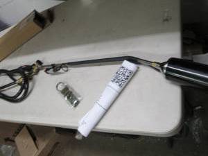 lot 282 image: Propane torch stick, open box...