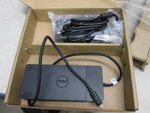 lot 320 image: Dell Thunderbolt  WD19TB, Looks new...