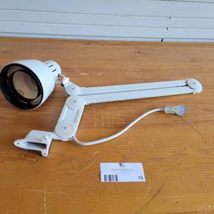 lot 75 image: Luxo Task Lighting I Works