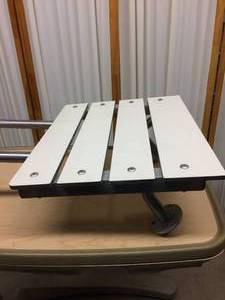 lot 40 image: Bathtub Table