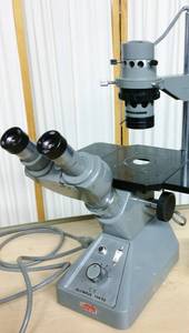 lot 51 image: CK Olympus Tokyo Binocular Inverted Power Microscope - Great Working Condition
