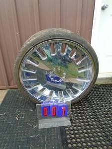 Greed 24 x 9.5 aluminum wheel with good tire. 25530zr24. As shown.