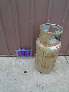 Forklift propane tank. Used condition. Feels empty. As shown.