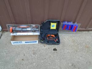 Ramset concrete nailer & electric stapler. Appears in good condition. As shown.